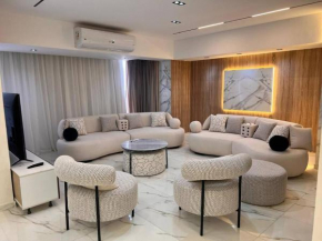 Luxury 3BR Modern with Nile View from All Rooms